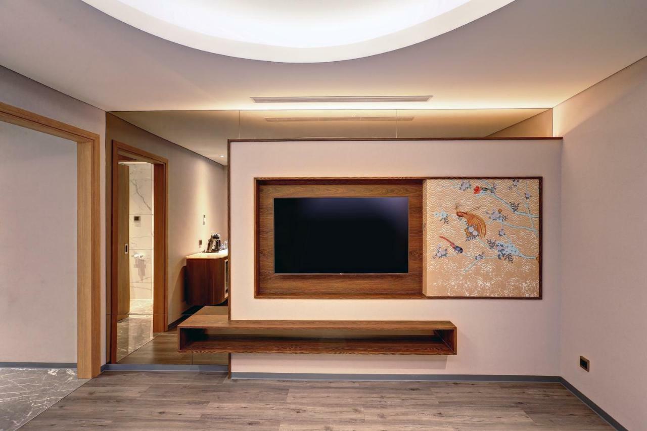 Hotel Mercure Gatot Subroto